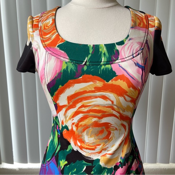 BLUMARINE Large Rose Floral Print Stretch Bodycon Dress Size: S  $2327 - Picture 6 of 16